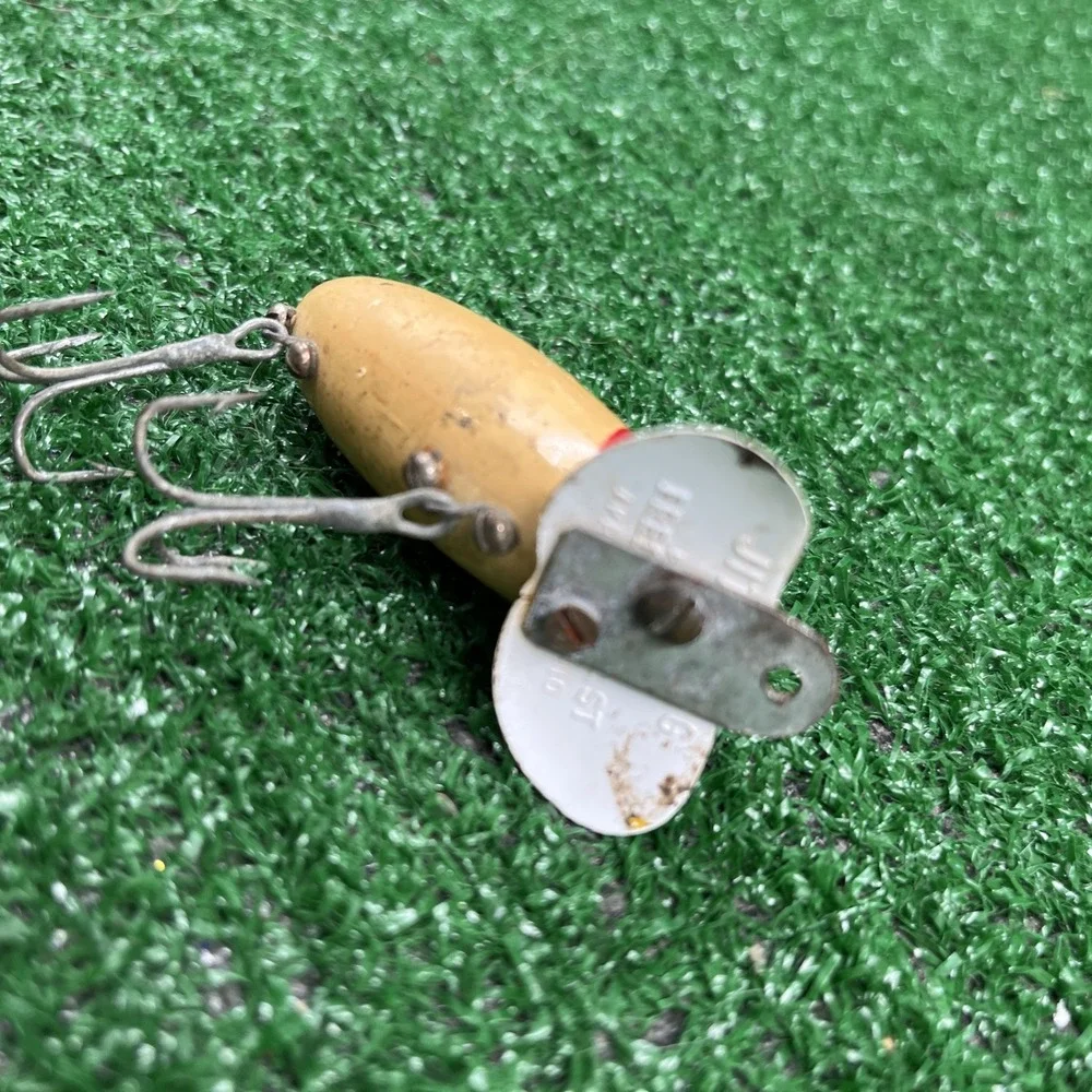 Vintage‎ Lot of 7 Fishing Lures Fred Arbogast Heddon Luxon & More See Pictures